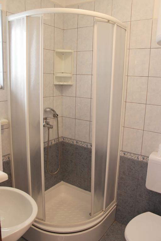 מאקרסקה Apartments Petric מראה חיצוני תמונה