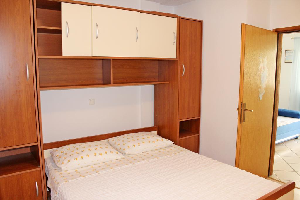 מאקרסקה Apartments Petric מראה חיצוני תמונה