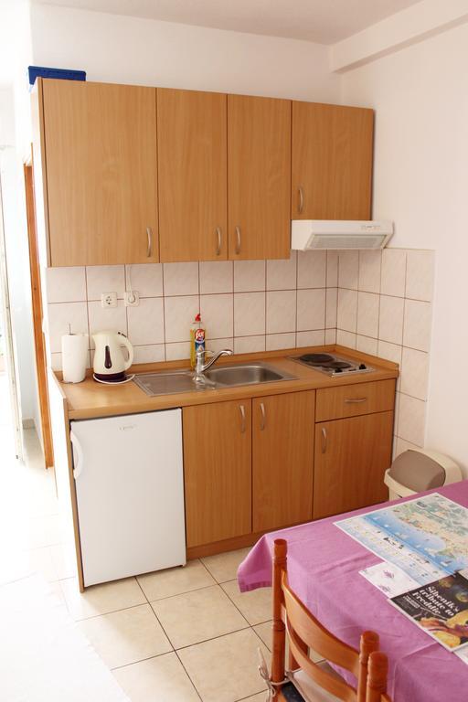 מאקרסקה Apartments Petric מראה חיצוני תמונה
